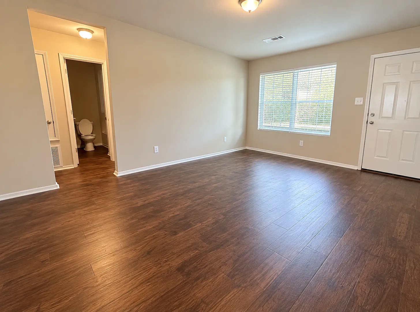 4017 Willow Pointe Dr — Photo 3