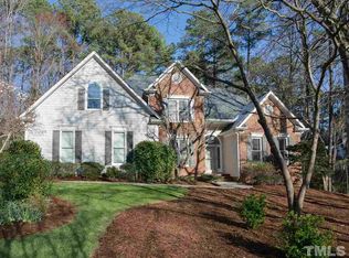 102 Catesby Ln, Chapel Hill, NC 27514
