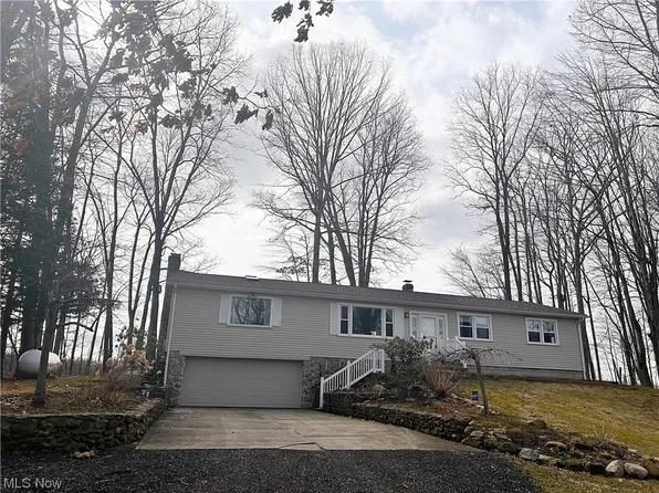 12675 Burton Heights Blvd, Burton, OH 44021