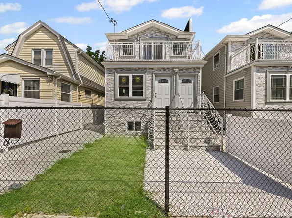 18821 118th Avenue, Saint Albans, NY 11412