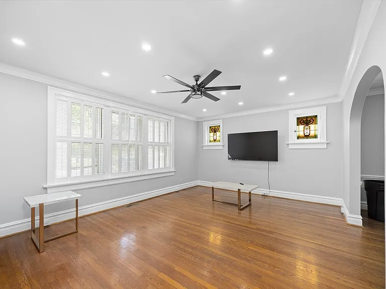 7373 Pershing Ave #1-1W — Photo 5