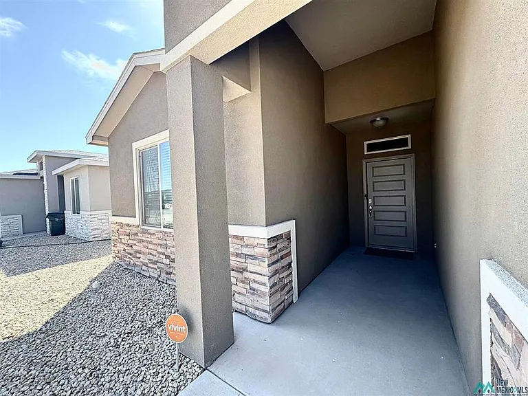 3709 Saguaro Dr — Photo 3