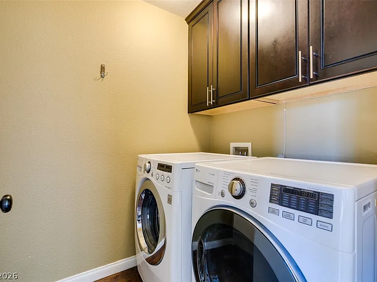 5928 Attavilla Dr — Photo 29