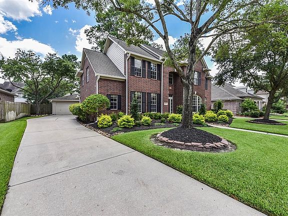 2nd image of 14935 Windmill Cove Ln