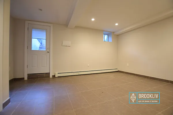 Rented by null | media 22