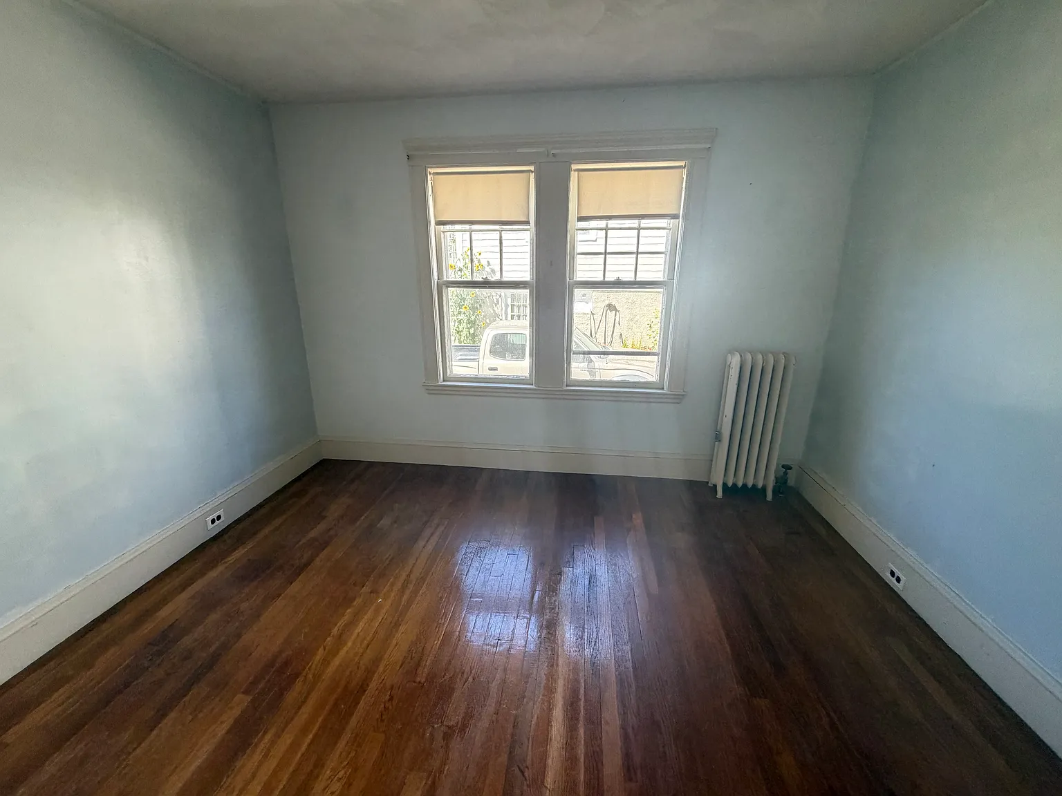 2 bed, 9999 sqft, $2,450 — Photo 2