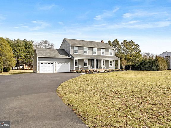 4th image of 50 Hampshire Ct