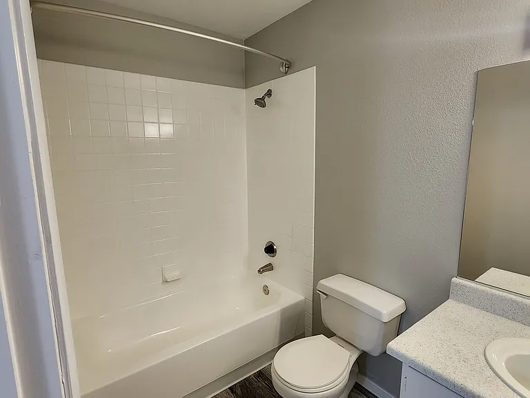 Alterra Apartments — Photo 35