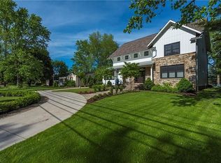 5167 W 220th St, Fairview Park, OH