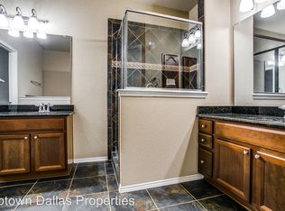 833 Trailwood Dr, Desoto, TX 75115