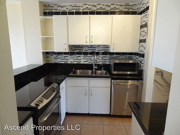3rd image of 92-844 Kinohi Pl APT 47