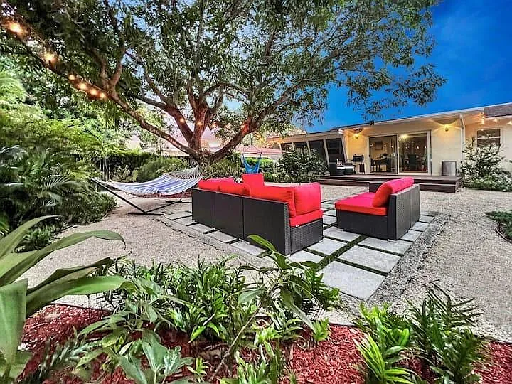 2 bed, 1780 sqft, $4,000 — Photo 2