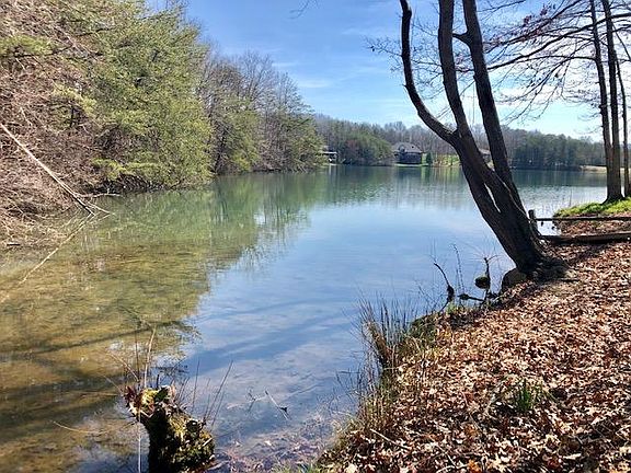 2nd image of 24 Oakburn Ct Lot 70