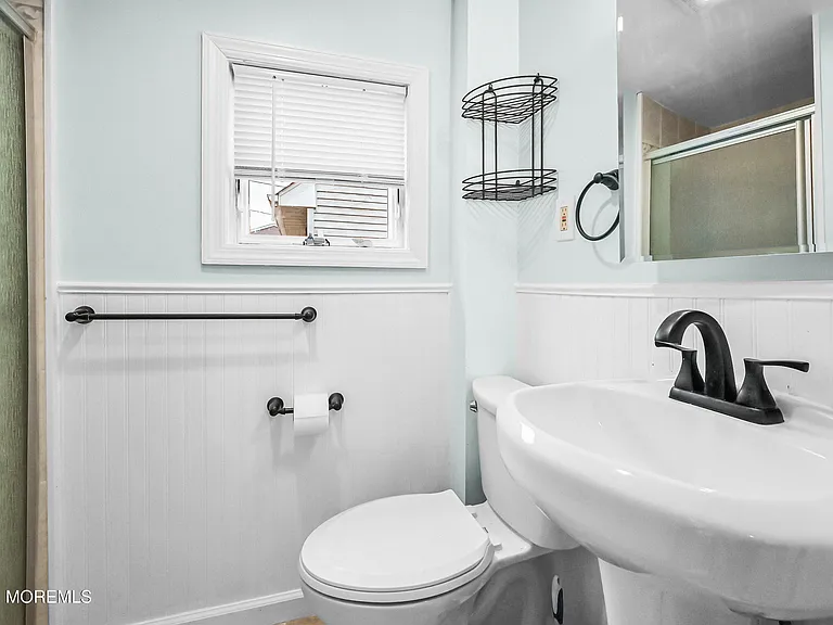 1842 Parkway Way #FRONT — Photo 15
