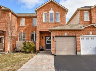 35 Hawthorne Cres, Barrie, ON L4N 9Y7