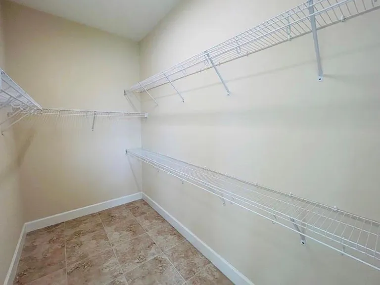5199 Liberty Ln — Photo 16