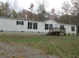 742 Puckett Rd SE, Silver Creek, GA 30173