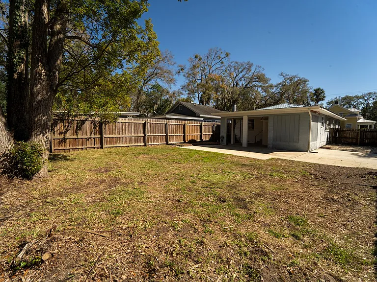 64 Fullerwood Dr — Photo 27