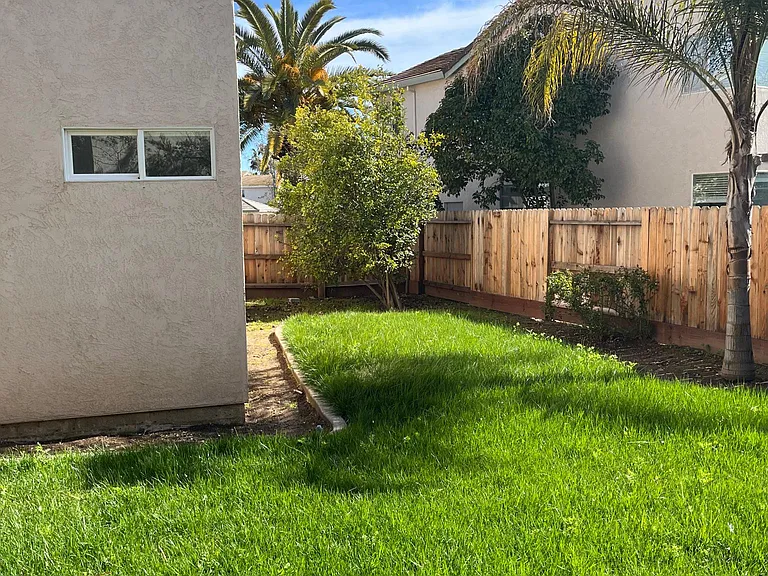 525 Wicklow Dr — Photo 9