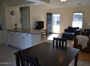 1103 Magnolia Ln, Jacksonville, NC 28546