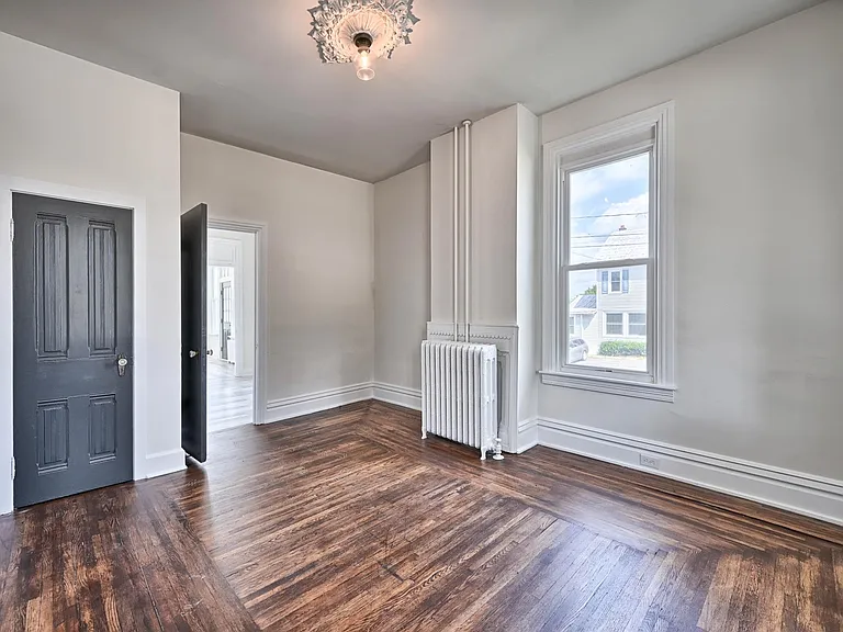 312 E Main St #1 — Photo 24