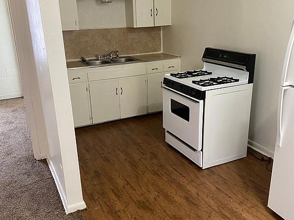 2nd image of 6924 E Pine St #A