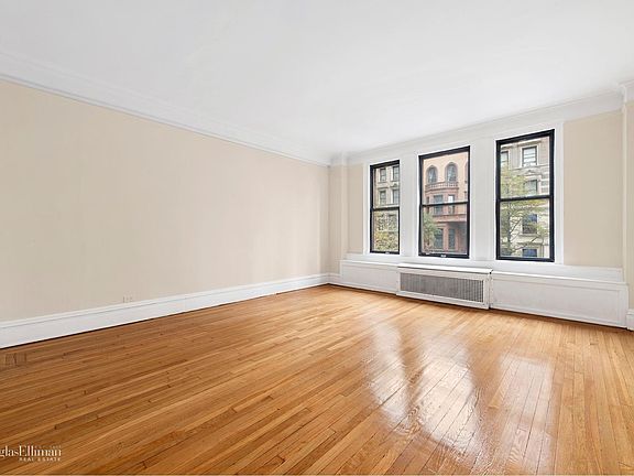 4th image of 112 W 79th St #7B