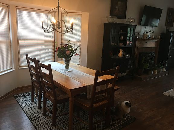 4th image of 1441 Meadowlark Ln