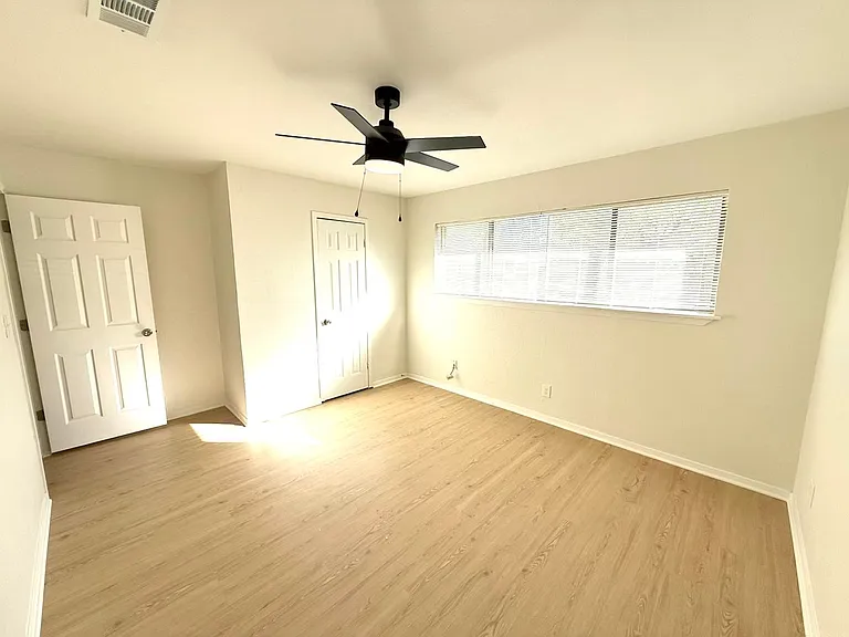 1401 Arvel Cir — Photo 6
