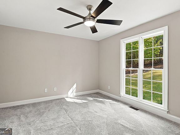 4th image of 21 Hidden Ridge Dr SW