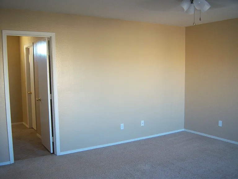 1508 E Heather Dr — Photo 40