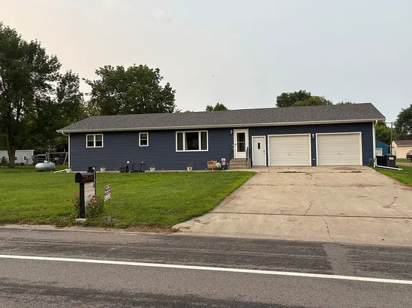 306 W 4th St, Minneota, MN 56264