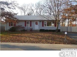 320 Constitution Dr, Forked River, NJ 08731