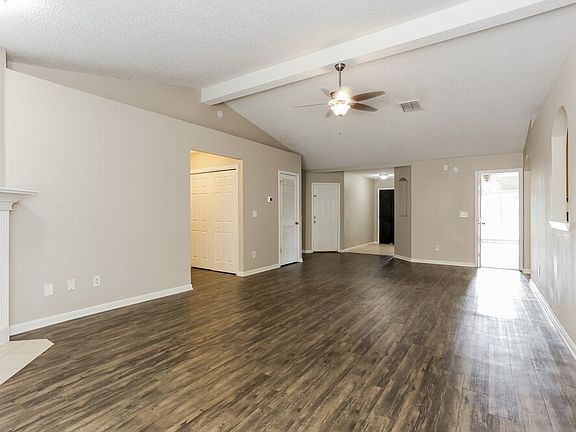 4th image of 2743 Cold Creek Blvd