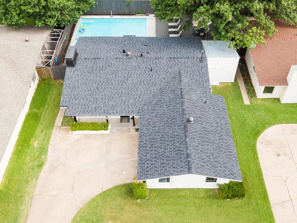 1st image of 3409 High Vista Dr