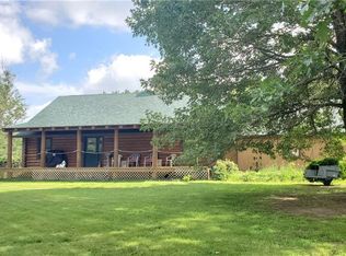 8777 Curvue Rd, Eau Claire, WI 54703