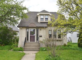 5842 W Elliott Cir, Milwaukee, WI 53208
