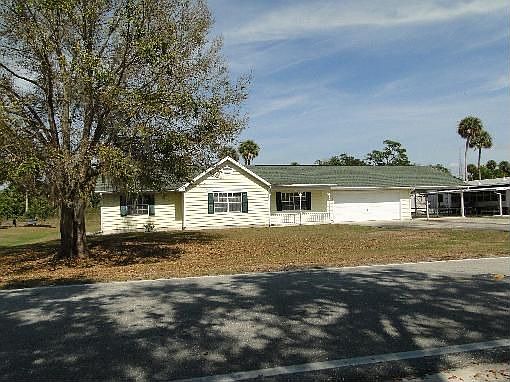 2nd image of 3701 SE 25th St