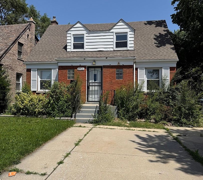 1st image of 3916 W 87th St