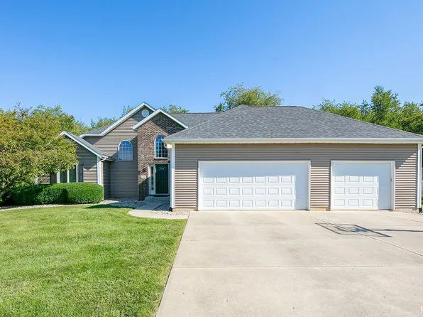 4392 E Fox Run Dr, Syracuse, IN 46567