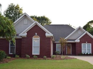 7060 Mid Pines Dr, Montgomery, AL 36117