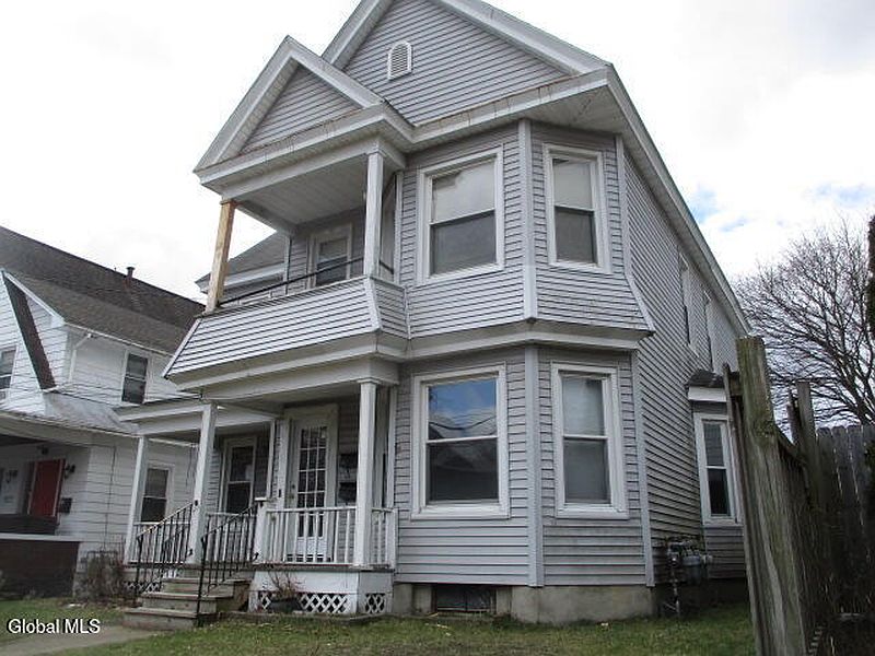 3rd image of 918 Hegeman Street