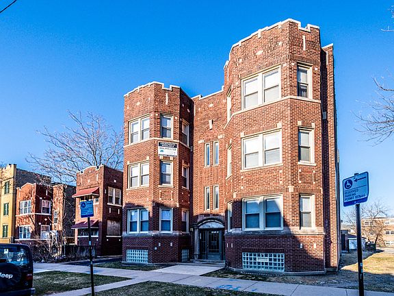 2nd image of 10908 S Vernon Ave APT 1N