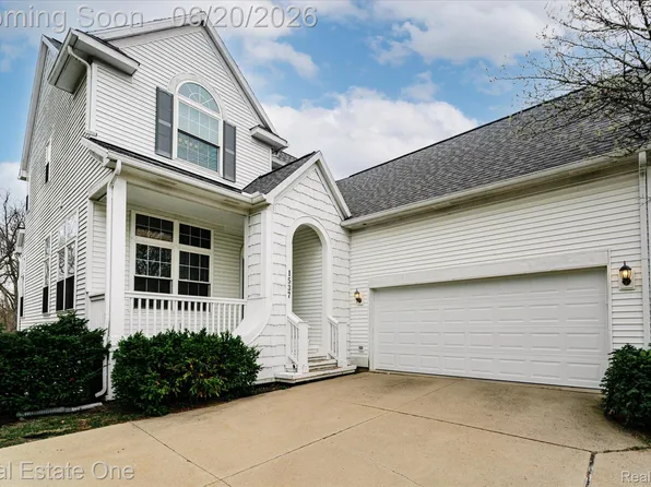 1537 Chapleau Dr, Ann Arbor, MI 48103