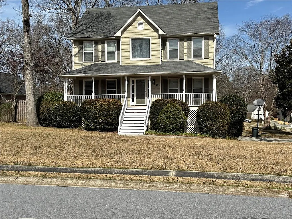 722 Thornapple Trl photo 1