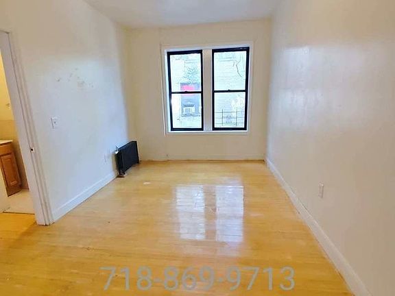 5th image of 2522 Bedford Ave #1V
