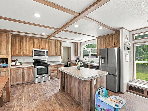 4th image of 25160 Harvey Lavigne Rd