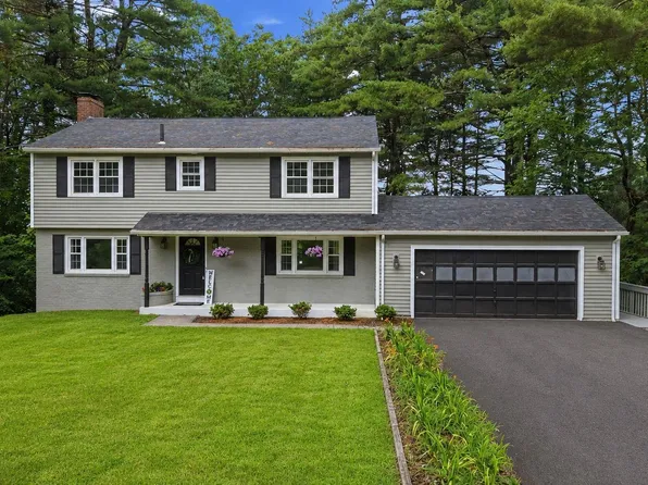 29 Dickens Street, Nashua, NH 03062