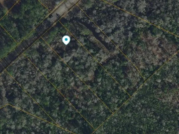 1227 Rainbow Dr., Loris, SC 29569