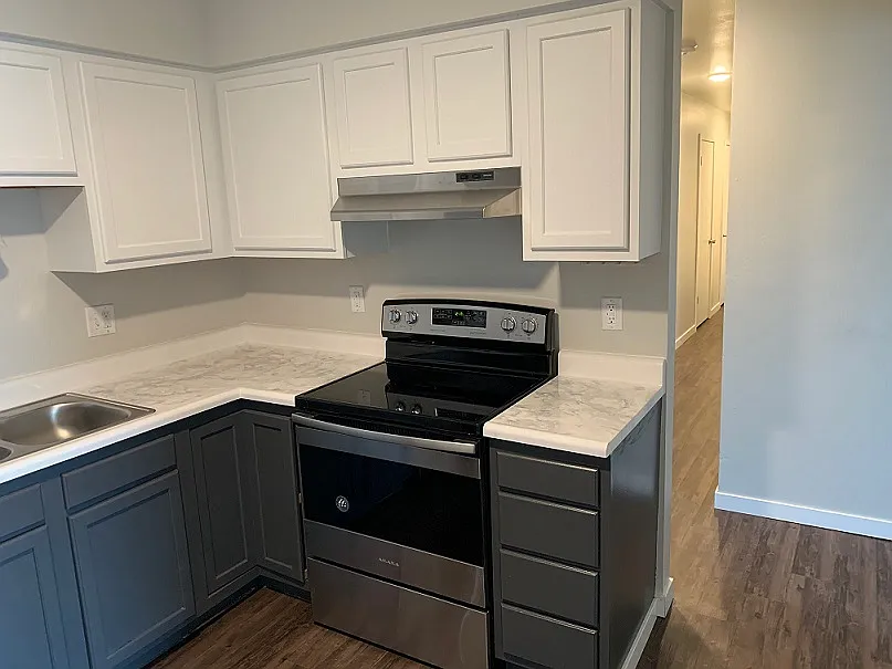 3 bed, $1,816 — Photo 3